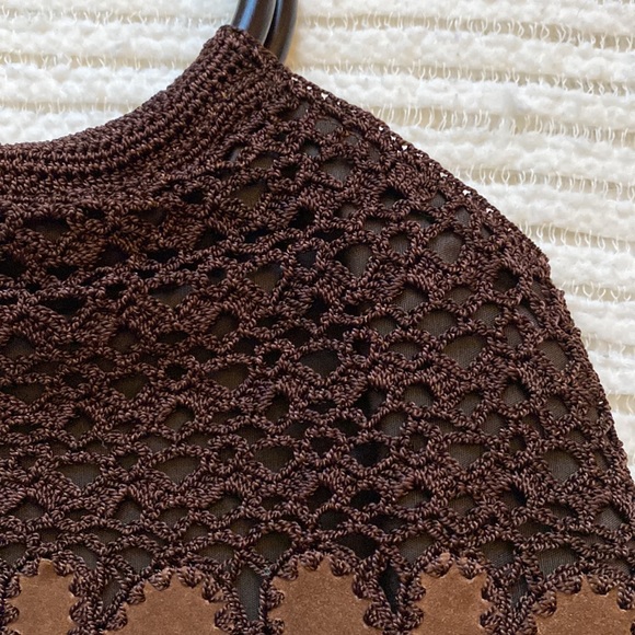 Nine West Crochet and Leather
Handbag Purse Brown Floral Circle
Handle Boho - Picture 4 of 6